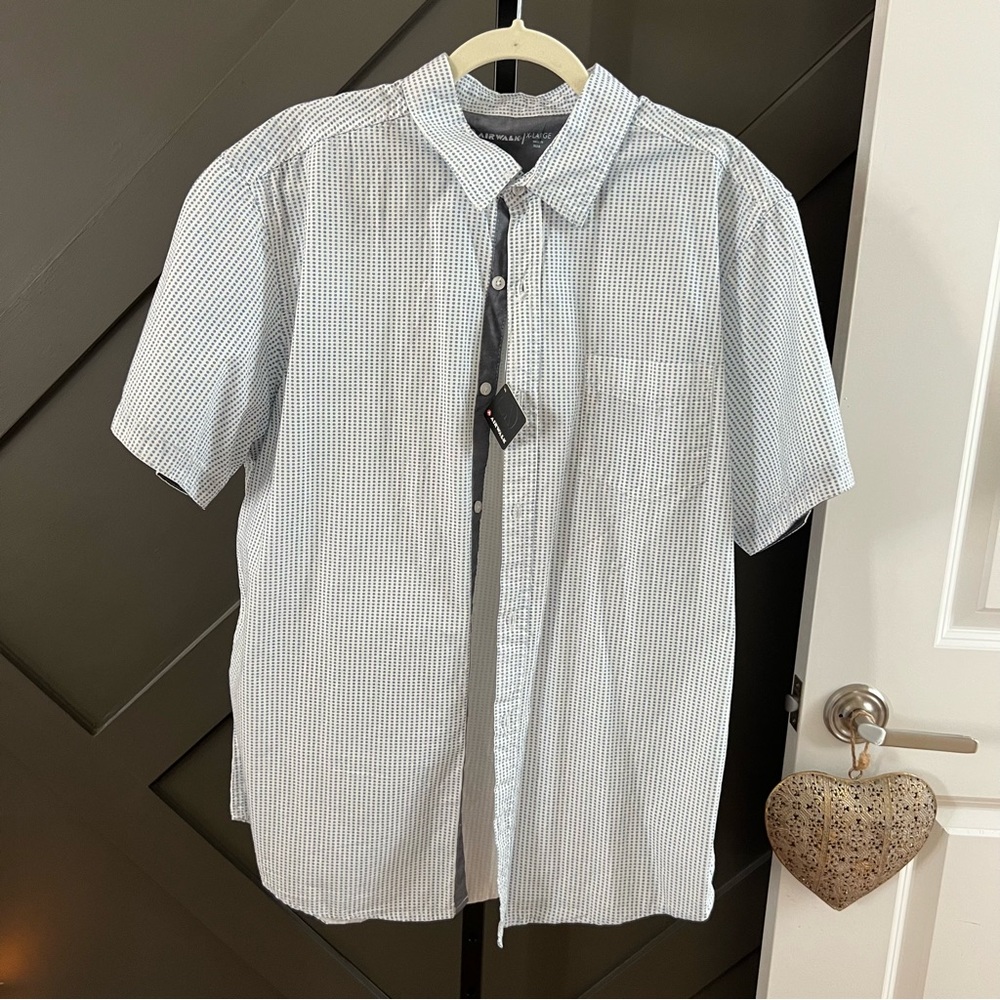 Mens Button Down Shirt Size Large Short Sleeves white with blue square